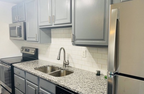 Villa Park Apartment | The Spot on 6th near downtown Denver!