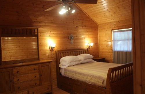 Leakey Resort | The Springs Retreat