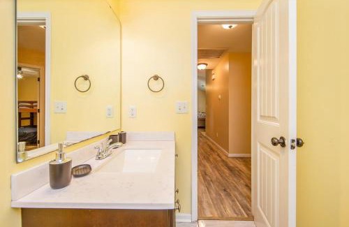 Fayetteville House | The Strickland Stopover