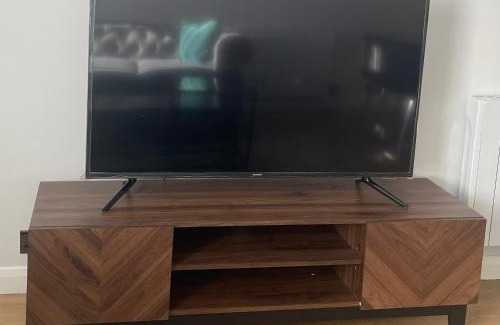 Central Aberdeen Apartment | The Studio - with free parking