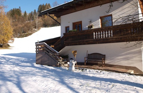 Helfenstein House | The summer and winter residence is very close to the wood in a very idyllic area