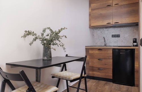 Dafnata Apartment | The Summit Escape