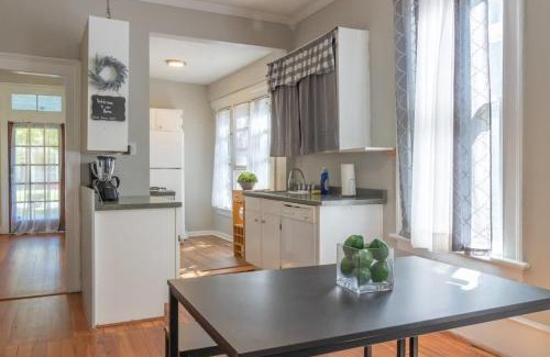 Columbus House | The Sunny Southern Manse Large Downtown Home