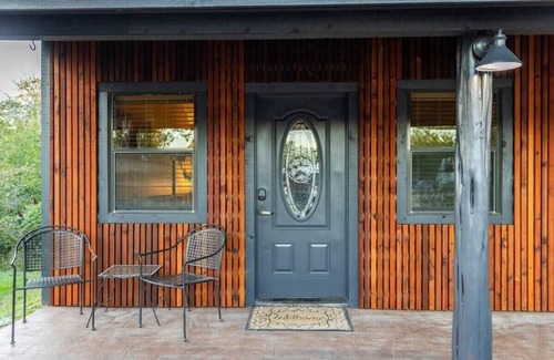 Waco Cabin | The Tasman at Nicole Creek Cabins