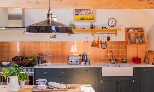 Loddiswell House | The Threshing Barn