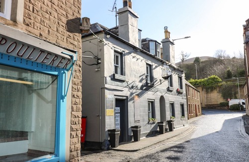 Melrose House | THE TOLL HOUSE, pet friendly, character holiday cottage in Melrose