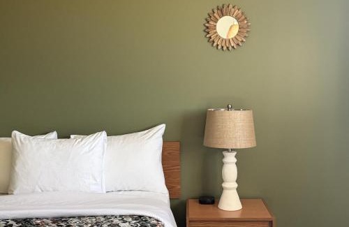 Lucky Lake Hotel | The Trail Inn - Lucky Lake, SK - Hwy 42 & Main Street