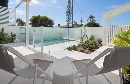 Dicky Beach House | The Tropic - Dicky Beach Escape