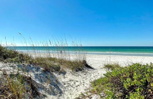 Largo House | The Turtle's Nest