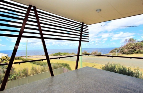 Crowdy Head House | The ultimate property for the family with amazing views to whale watch