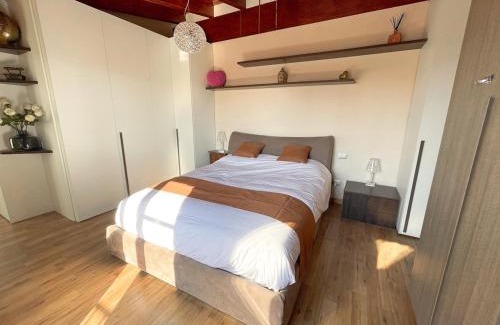 Gorla Apartment | The Urban Nest 2, Spacious, wifi and near the red metro