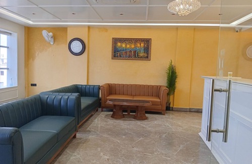 Raebareli Hotel | The Victoria