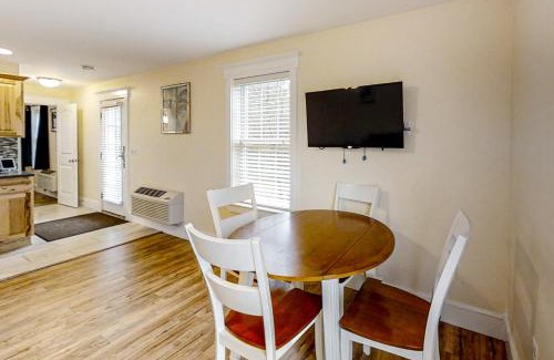 Edgecomb Apartment | The View at Sheepscot River