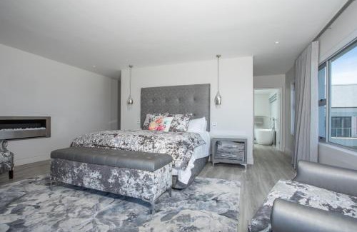 Langebaan Villa | THE VIEW LANGEBAAN LAGOON VILLA WITH HEATED POOL and SOLAR ENERGY