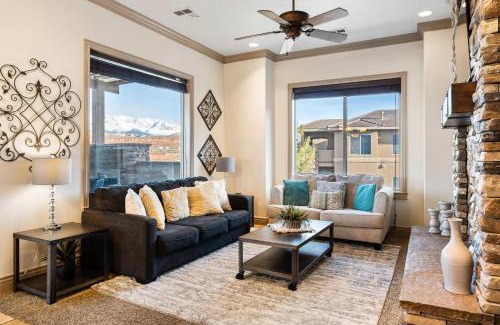 St. George House | The View - Resort Amenities & Epic Views