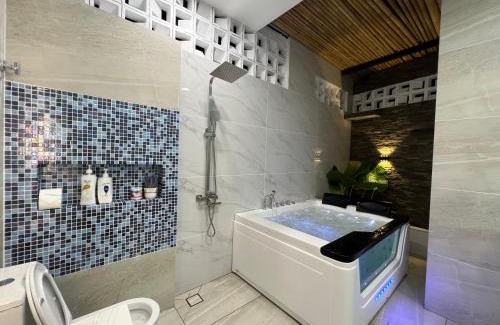 Bukit Indah House | The Viista Retreat 6 Bedrooms with Private Pool