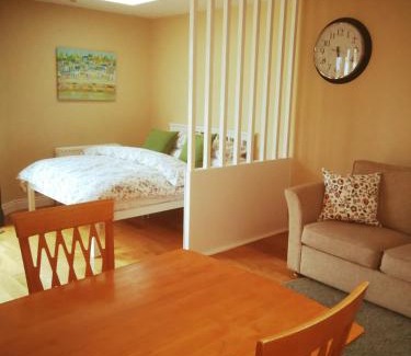 Knockbridge Apartment | The Village Rooms
