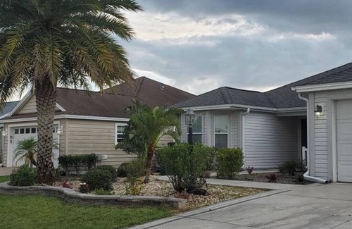 Duval House | The Villages Oasis