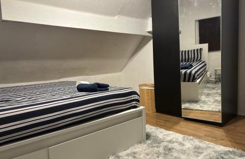 Handsworth House | The Vines Guest House