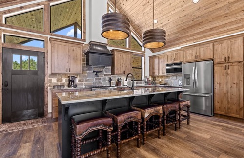 Orderville Cabin | The Vue: Perfect Base for Zion & Bryce Adventures