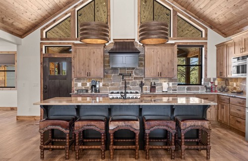 Orderville Cabin | The Vue: Perfect Base for Zion & Bryce Adventures