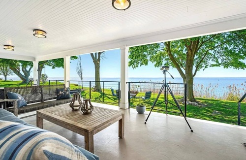 Tolchester Beach House | The Waterfront Retreat- *With Sauna and Hot Tub!*