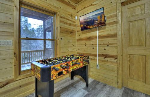 McCaysville Villa | The Waters Edge Game room creek access firepit and tons of outdoor space