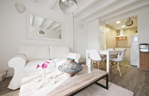 Sant Antoni Apartment | The White Flats Sant Antoni