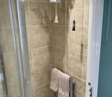 Westleigh Apartment | The White House Cottage