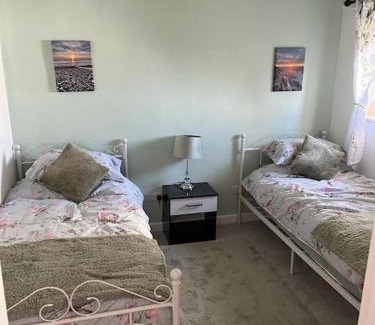 Westleigh Apartment | The White House Cottage