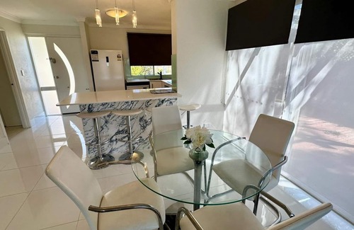 South Yunderup House | The Whitehouse - South Yunderup