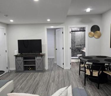 Calgary Apartment | The Willow Nest lower suite-2 Rooms