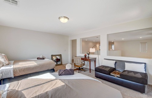Rhodes Ranch House | The Yak Yak place