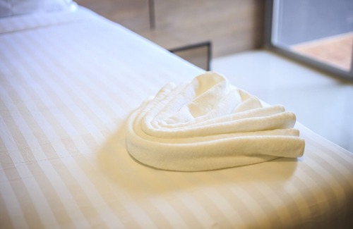 Lampang Hotel | The Zenery