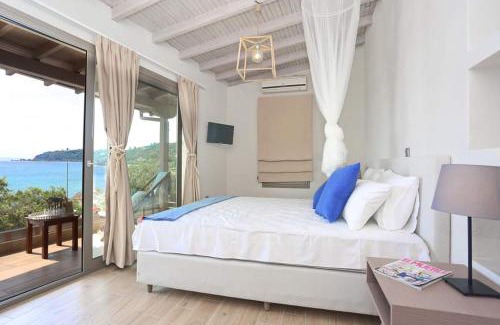 Kassandra House | Theasea