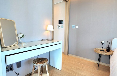 Haeundae Hotel | [theplace34]해운대역 & 해수욕장 도보 3분거리! 안락하고 럭셔리한 호텔
