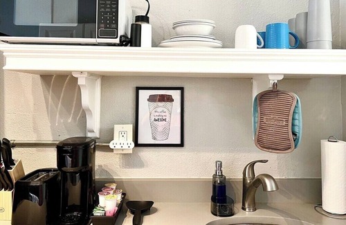 Central City Apartment | This apartment is a 0 bedroom(s), 1 bathrooms, located in Corpus Christi, TX.