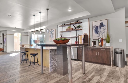 Loring Heights Apartment | This apartment is a 2 bedroom(s), 2 bathrooms, located in Atlanta, GA.