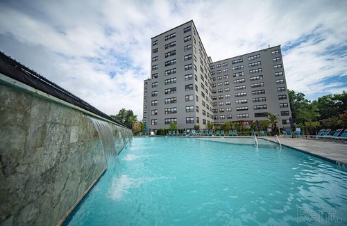 East Falls Apartment | This apartment is a 2 bedroom(s), 1 bathrooms, located in Philadelphia, PA.