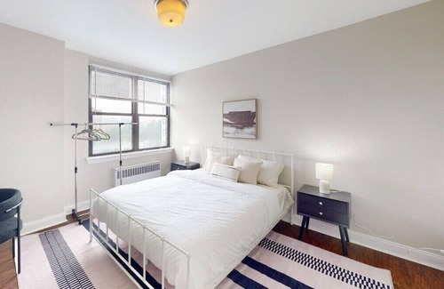 East Falls Apartment | This apartment is a 2 bedroom(s), 1 bathrooms, located in Philadelphia, PA.