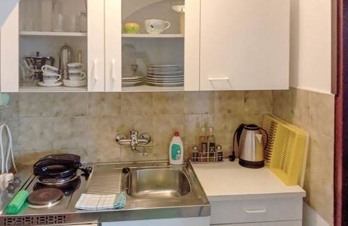 Martinscica Apartment | This compact studio flat is just a stone's throw from the pebble beach.