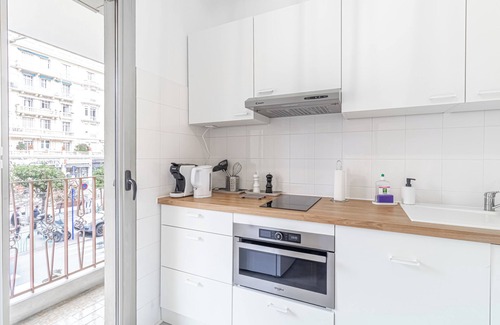 Menton Condo | This condominium is a 0 bedroom(s), 1 bathrooms, located in Menton , .