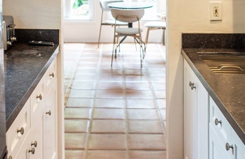 Montecito Cottage | This cottage is a 0 bedroom(s), 1 bathrooms, located in Montecito, CA.