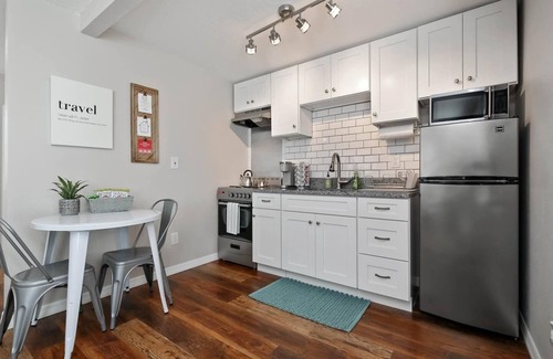 College Park House | This guest house is a 1 bedroom(s), 1 bathrooms, located in Orlando, FL.