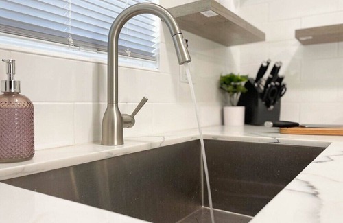 Bellflower House | This house is a 3 bedroom(s), 2 bathrooms, located in Bellflower, CA.