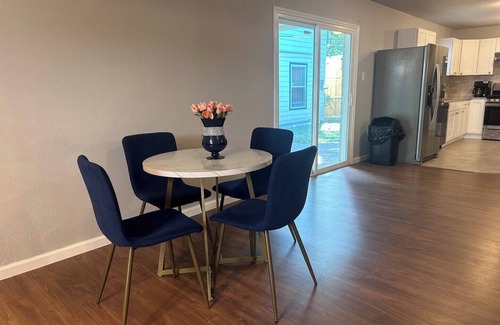 West Arlington Apartment | This is a private room in a house. You are renting a room with a full bed and a detached bathroom. This room has a full bed, closet, and desk. There is a detached bathroom designated for this bedroom.