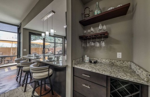 Alto Apartment | This Is It!-Gorgeous Southwest Modern Luxury!