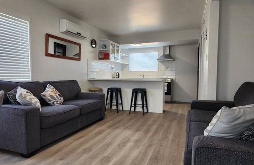 Taradale House | Three 64 - Close to shops, park and cafe's