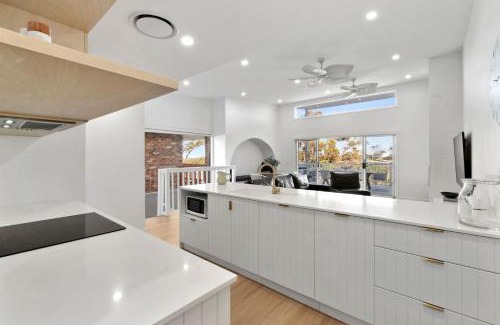 Malua Bay House | Three Beaches