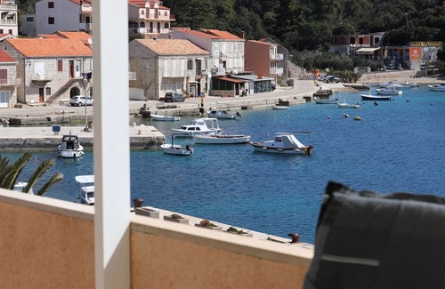 Brna Apartment | Three bedroom apartment near beach Brna, Korčula (A-4463-b)